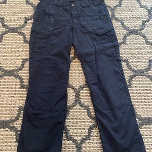 5.11 Strkye Women’s pants. Size 4. Good condition!